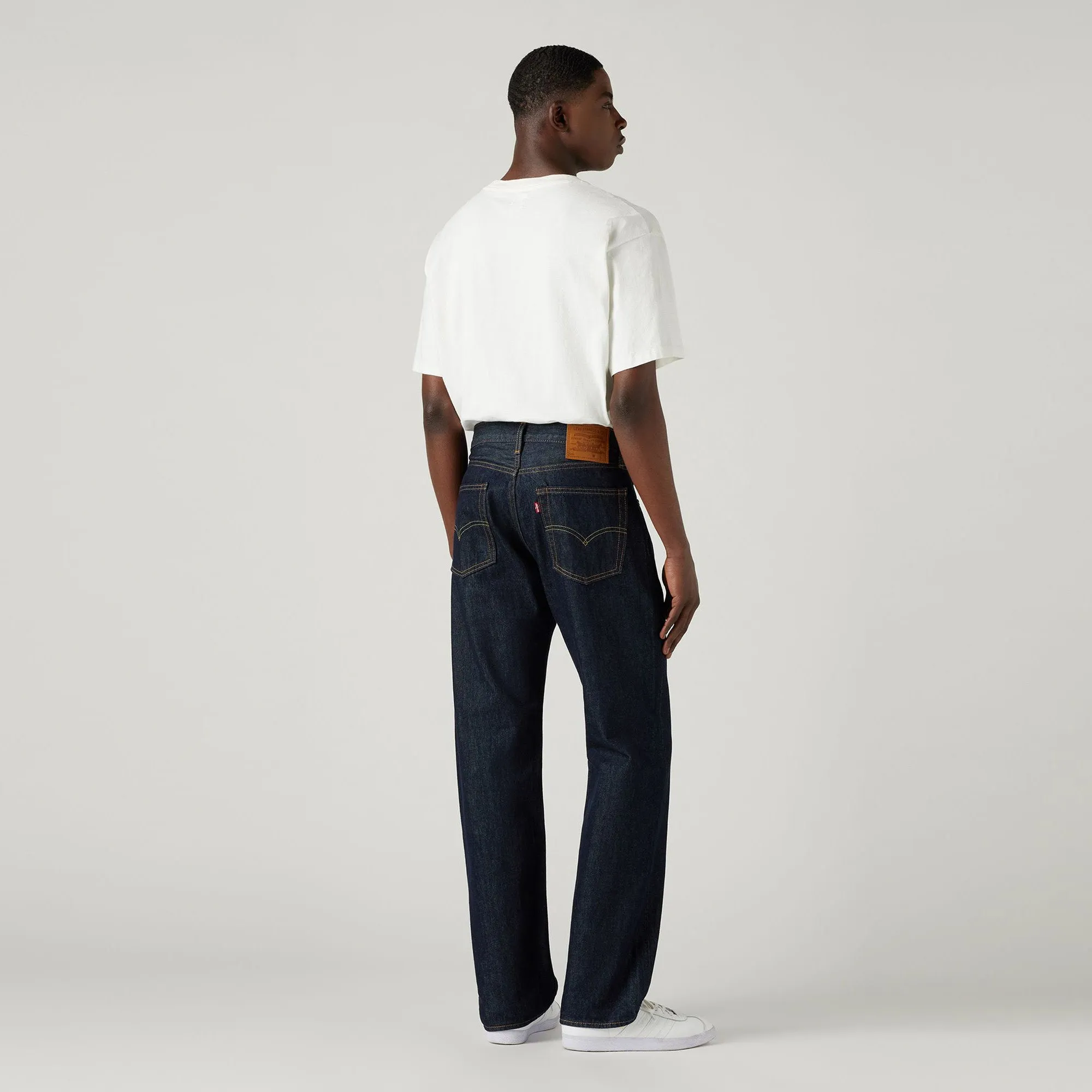 555 Relaxed Straight