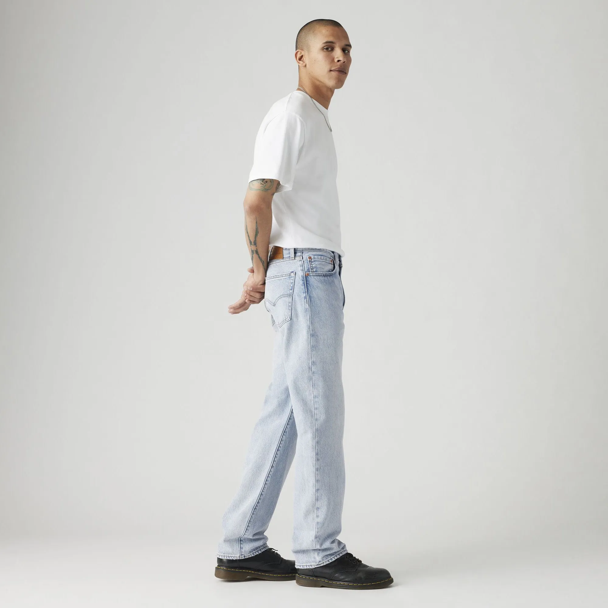 555 Relaxed Straight