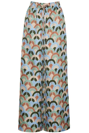 Adele Pant in Geo Moss