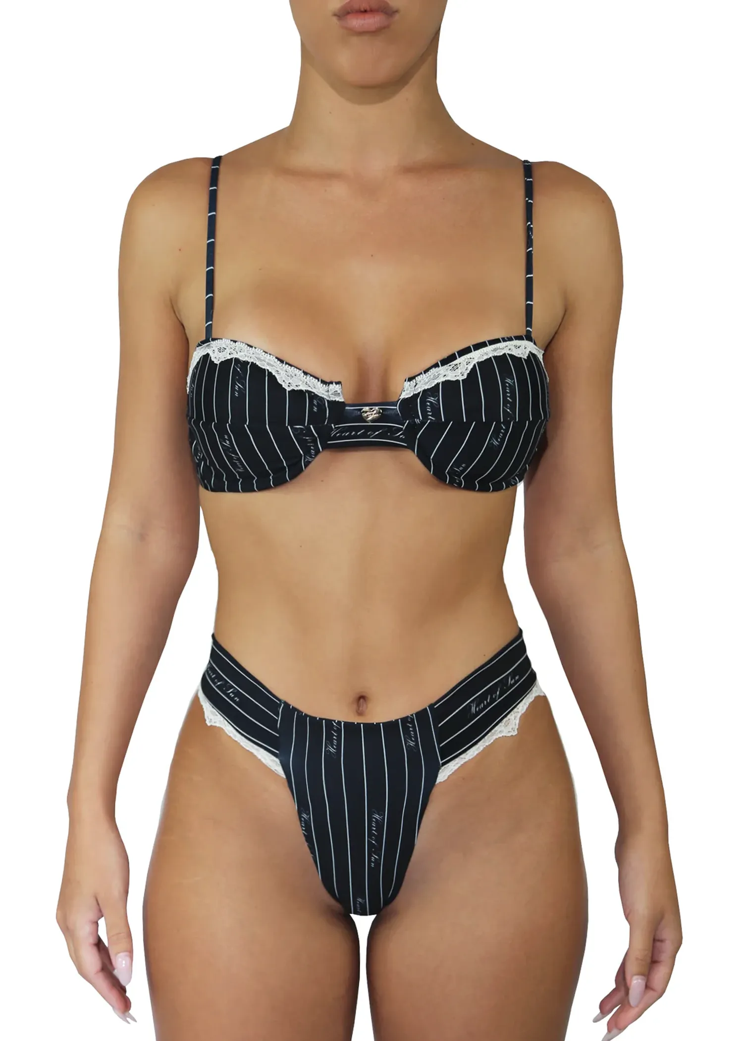 Belle Chérie Underwire Bikini Top | Pinstripe