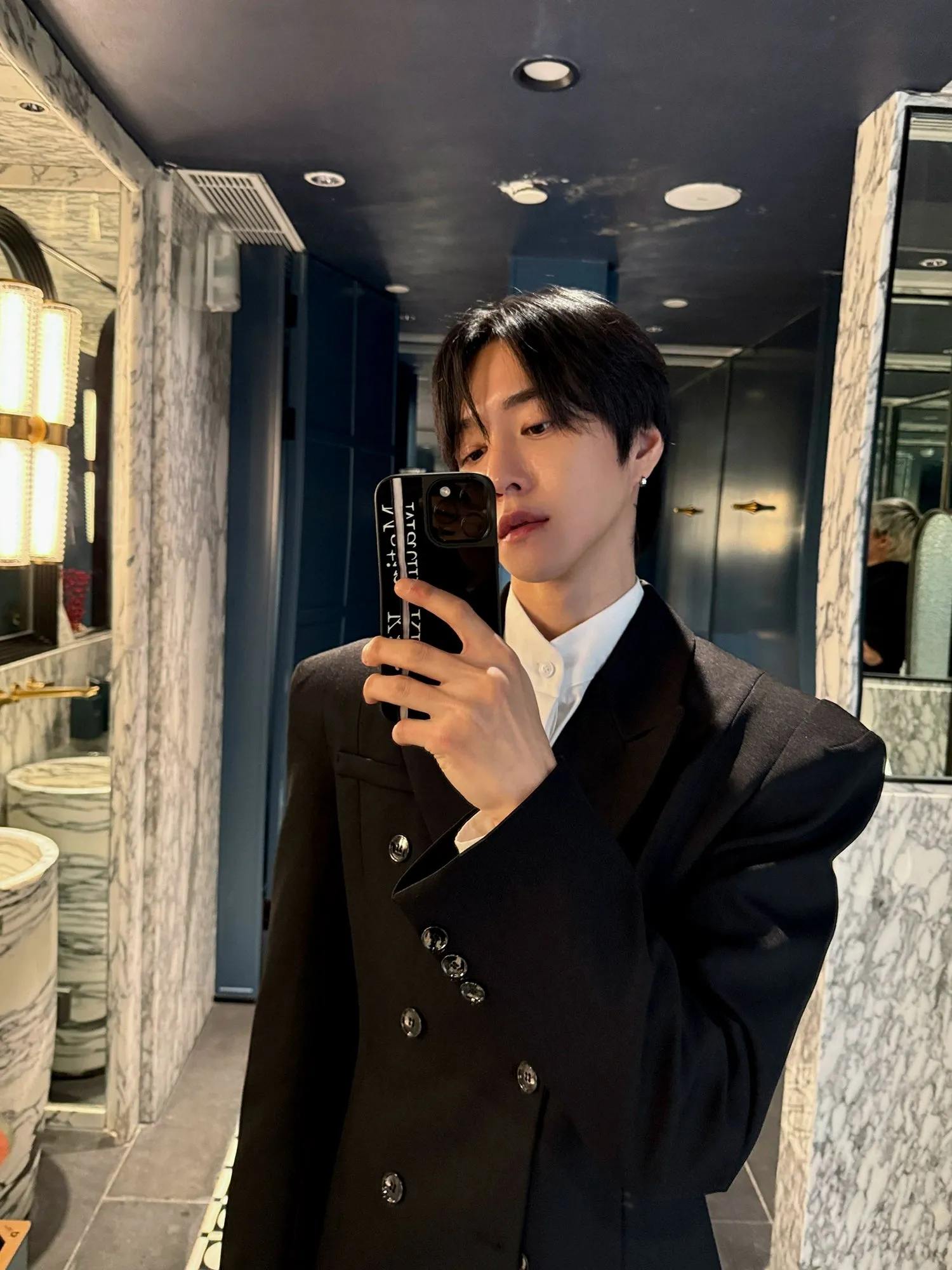 Double-Breasted Padded Shoulder Suit Jacket