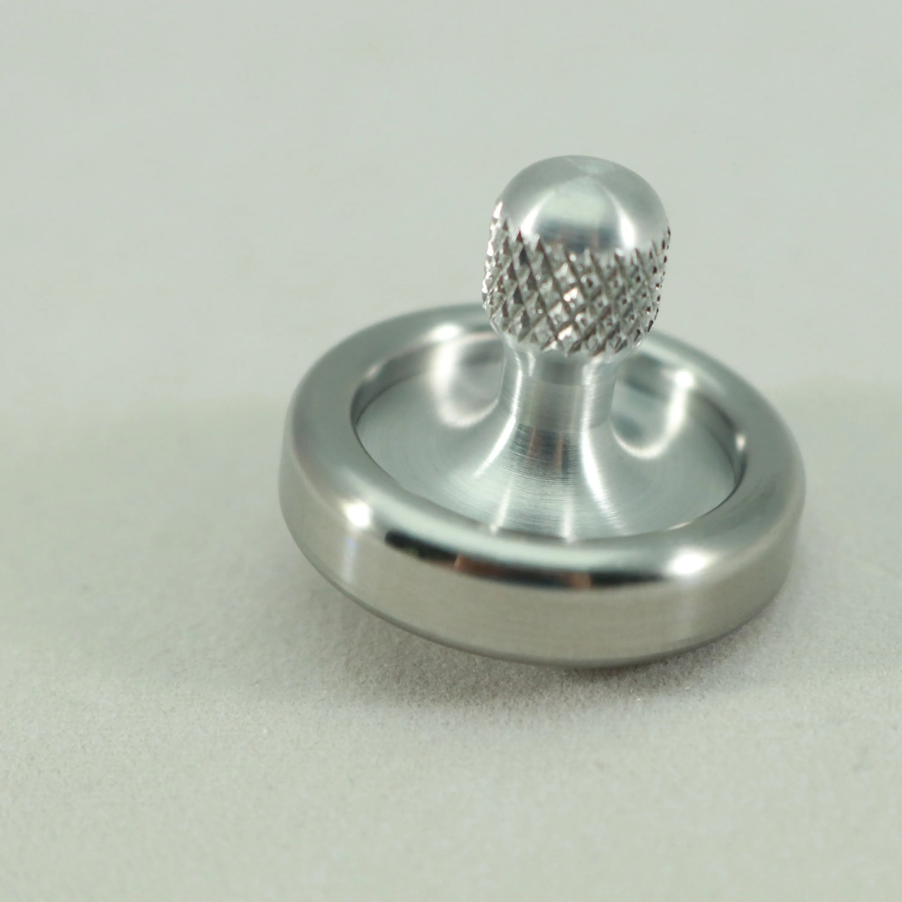 Dynamini - Tungsten and Aluminum Knurled