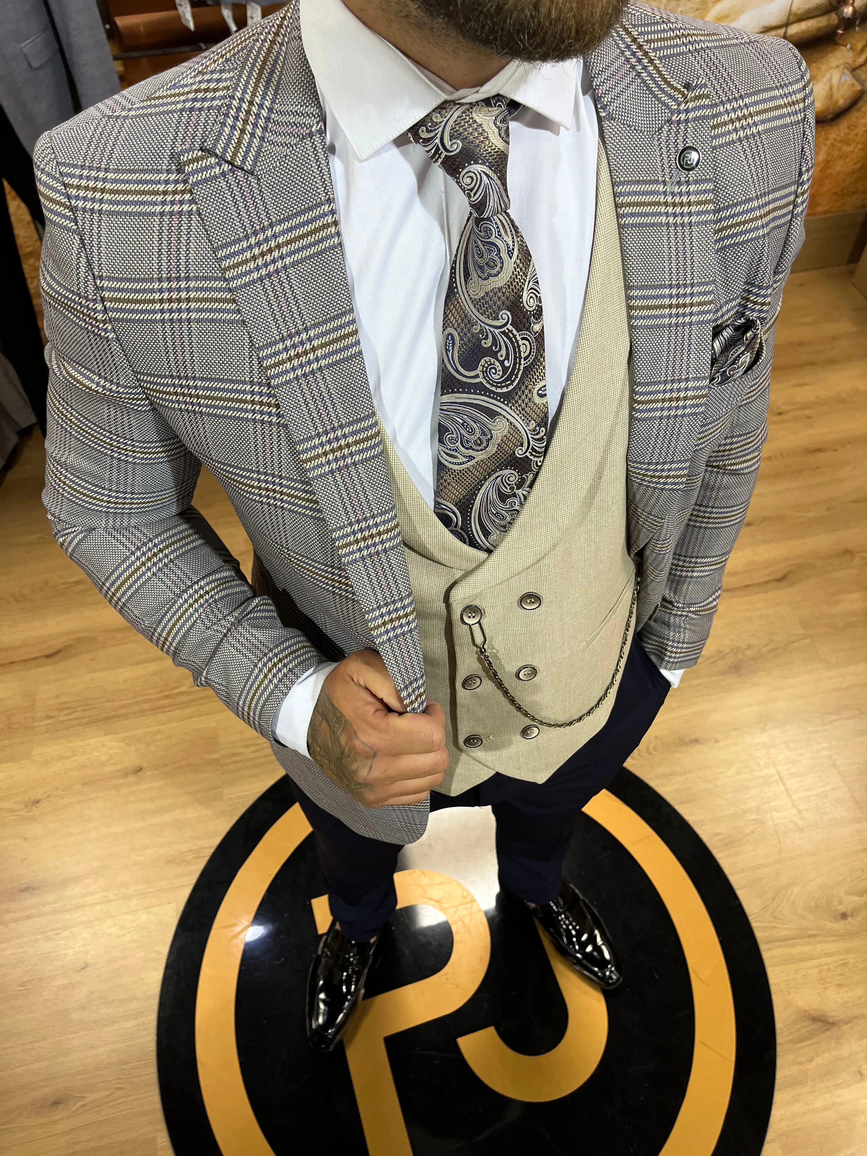 Ferraro - Blue/Brown/Pink/Beige 3 Piece Suit