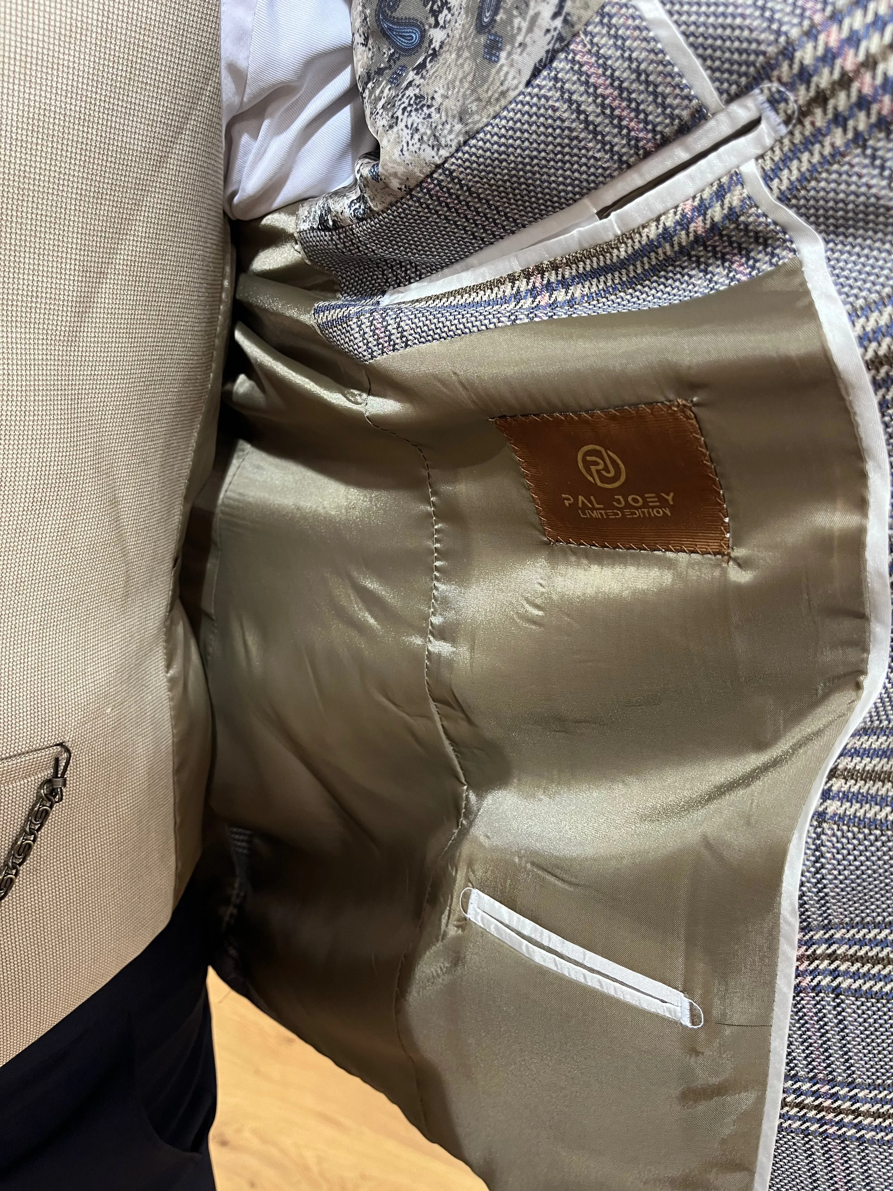 Ferraro - Blue/Brown/Pink/Beige 3 Piece Suit