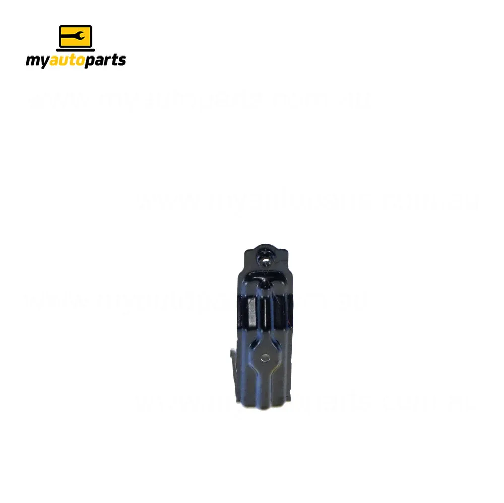 Front Guard Bracket Drivers Side Genuine suits Ford