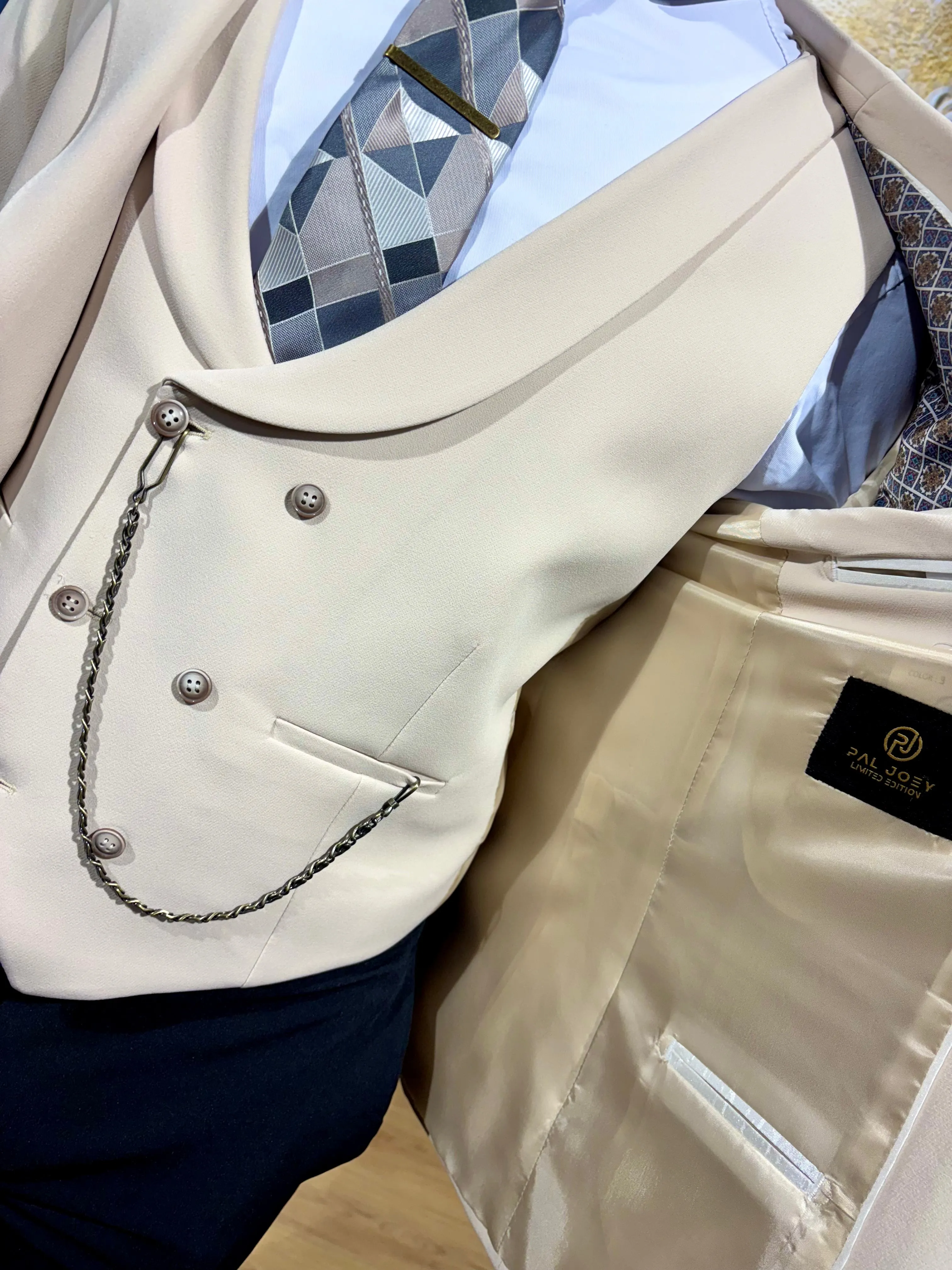 Indie - Cream 3 Piece Suit