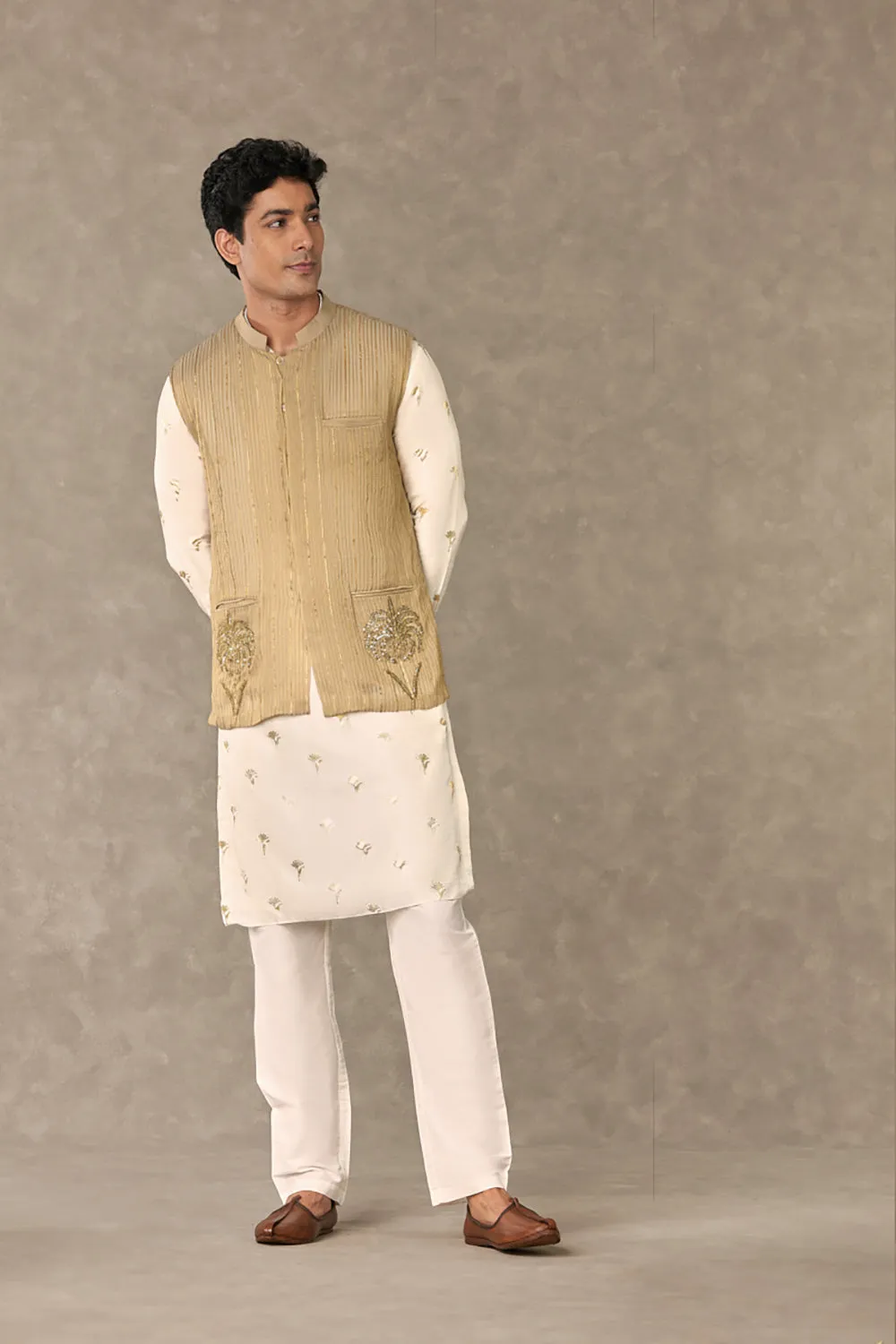 Ivory Wine Garden Bundi Set