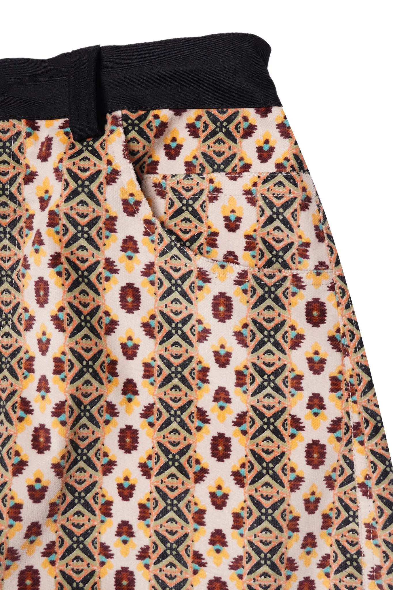 M  PHAT PANTS IN NUHUA