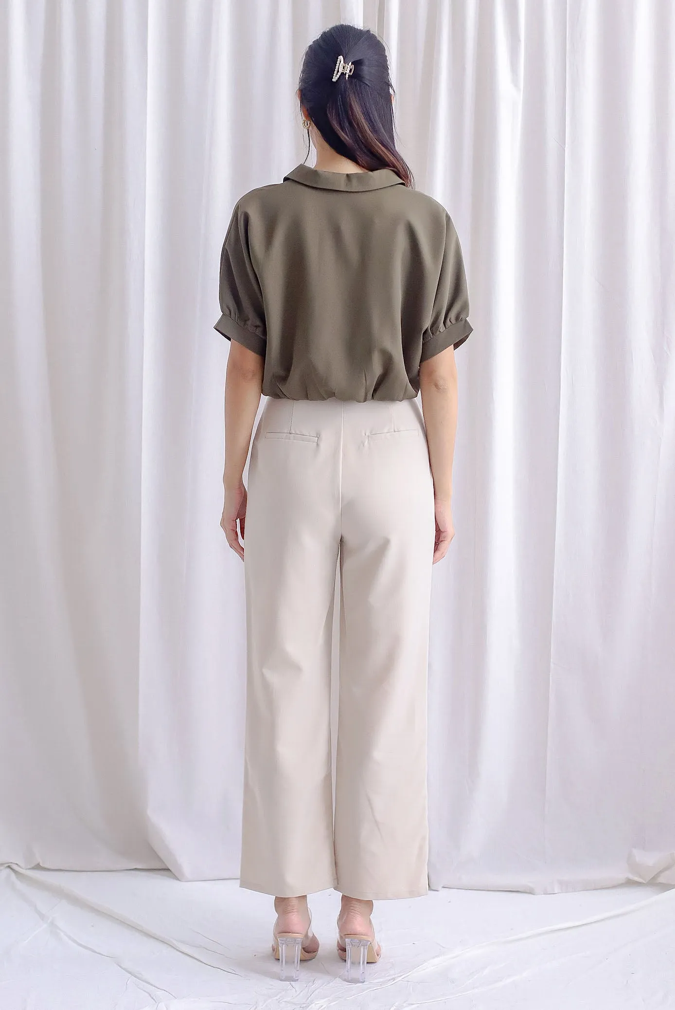 Milou Button Batwing Top In Olive