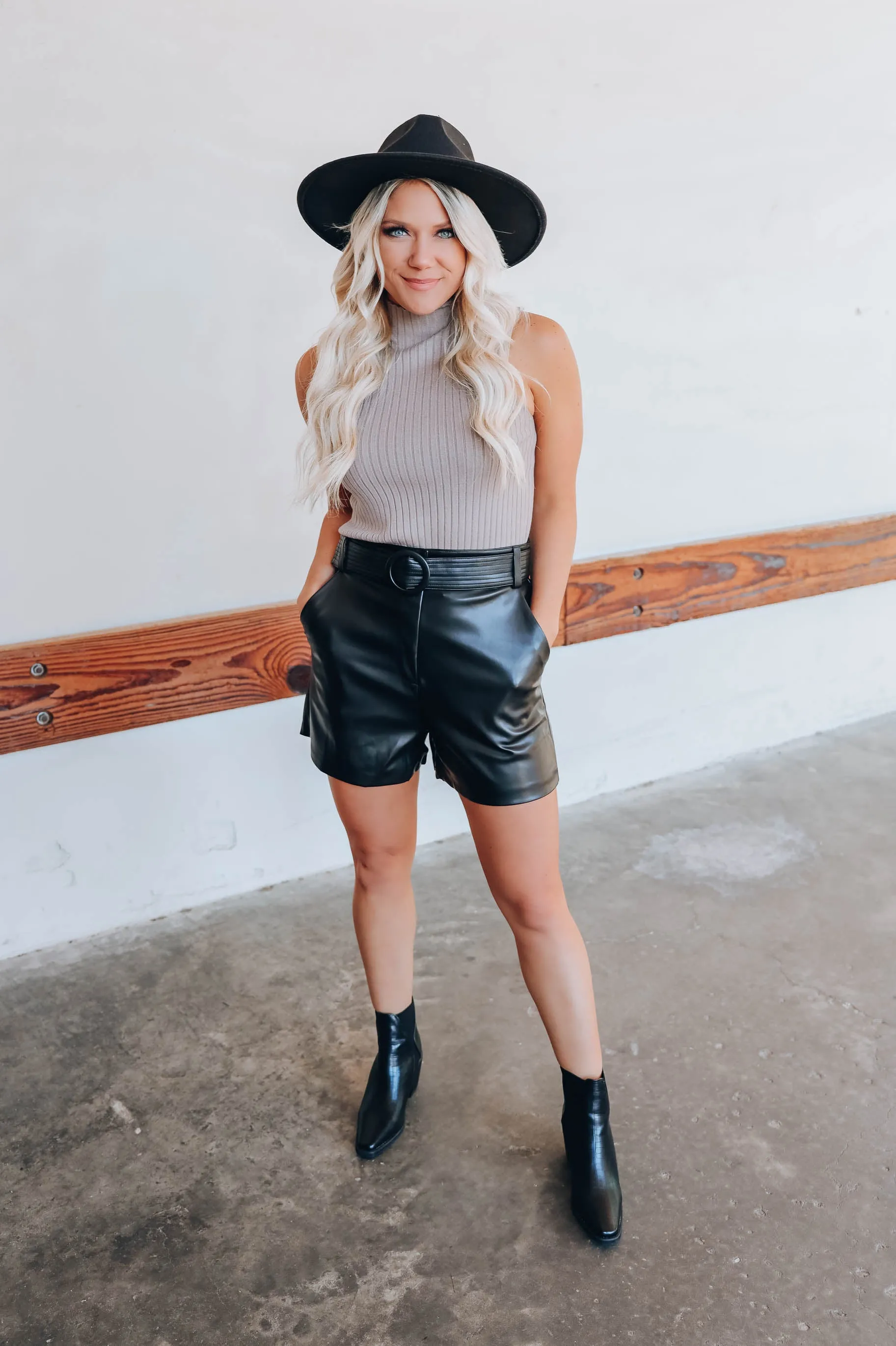 Mystic Mock Neck Ribbed Tank - Mocha