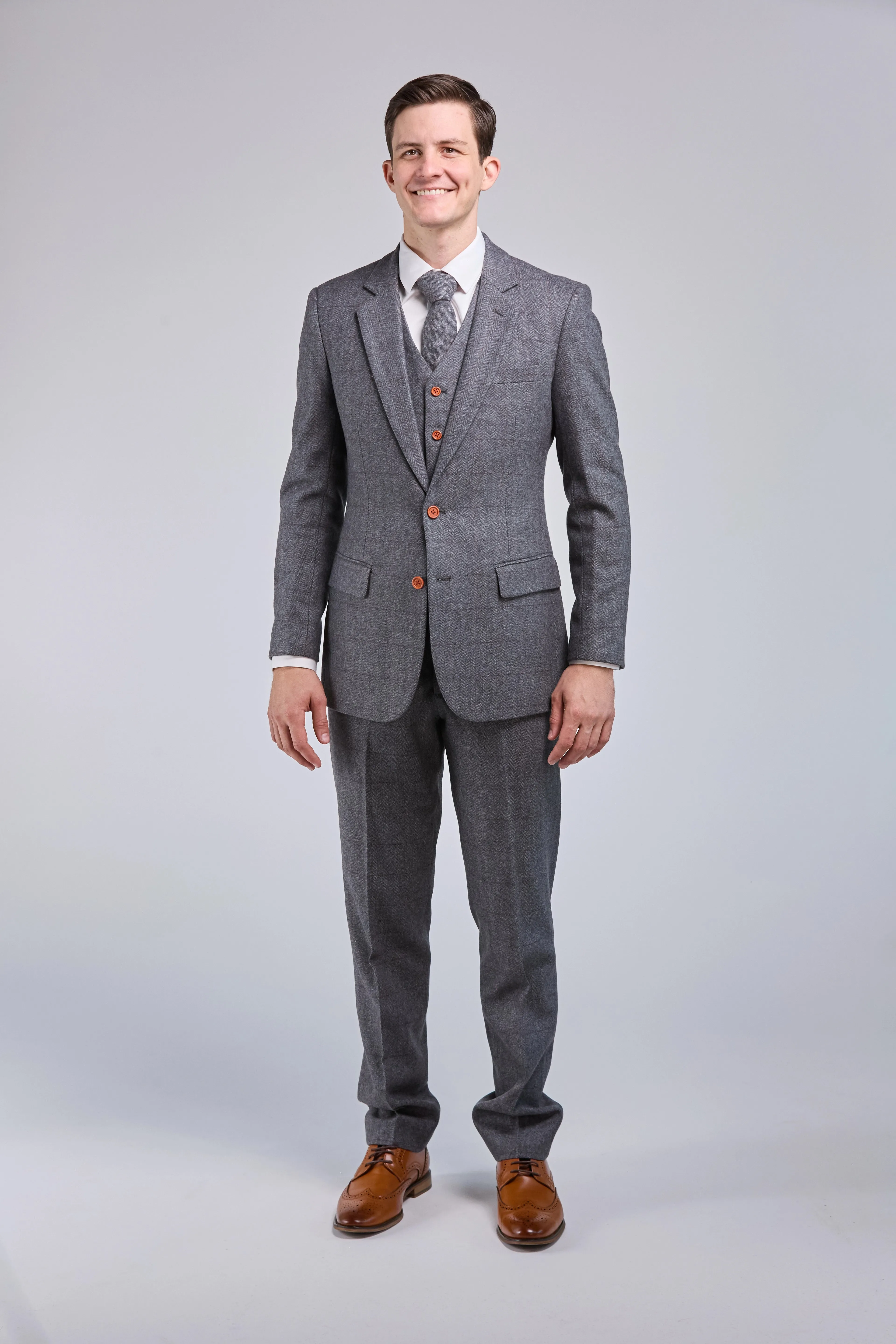 Prince Of Wales Grey Herringbone Tweed 3 Piece Suit