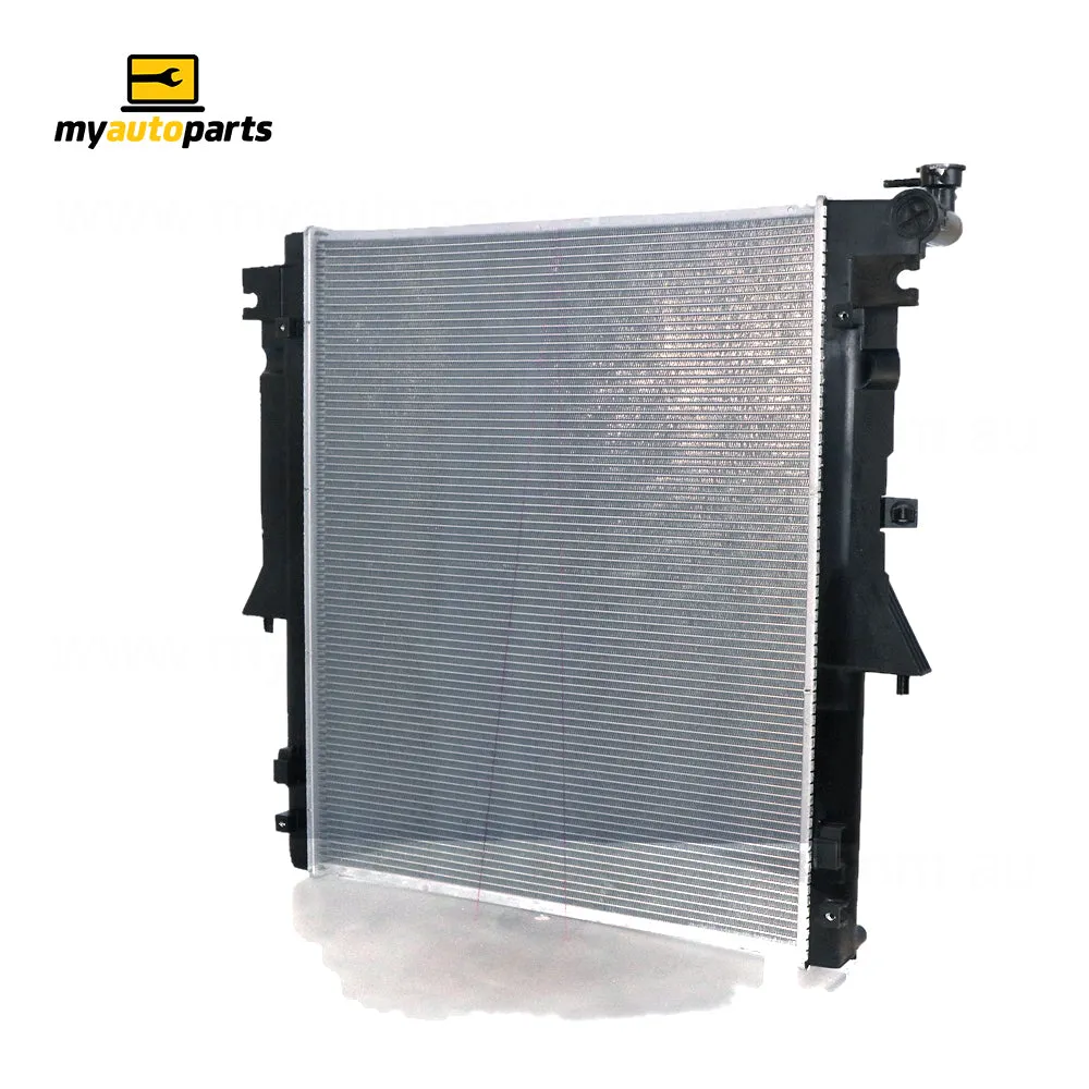 Radiator 35 / 35 mm Plastic Aluminium 525 x 635 x 16 mm Manual 5.8 mm Fin 2.4 L 4N15 Aftermarket suits Mitsubishi Triton MQ