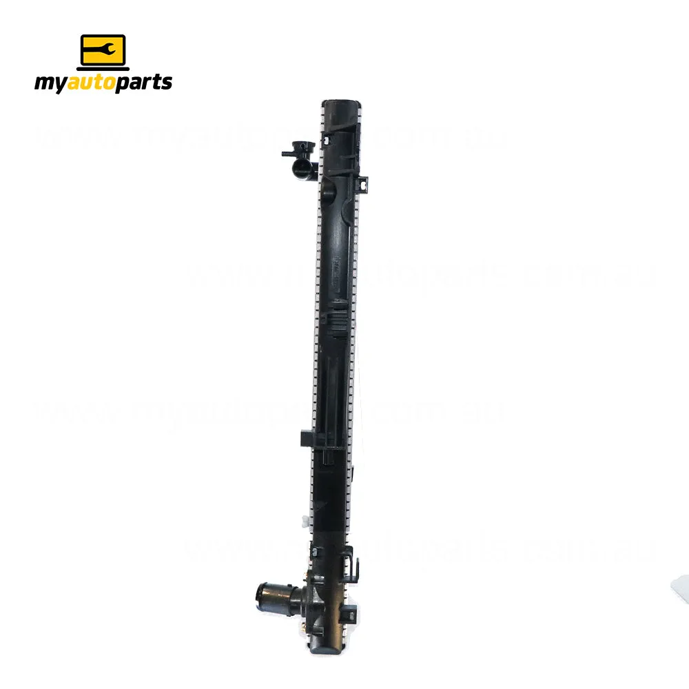 Radiator 35 / 35 mm Plastic Aluminium 525 x 635 x 16 mm Manual 5.8 mm Fin 2.4 L 4N15 Aftermarket suits Mitsubishi Triton MQ