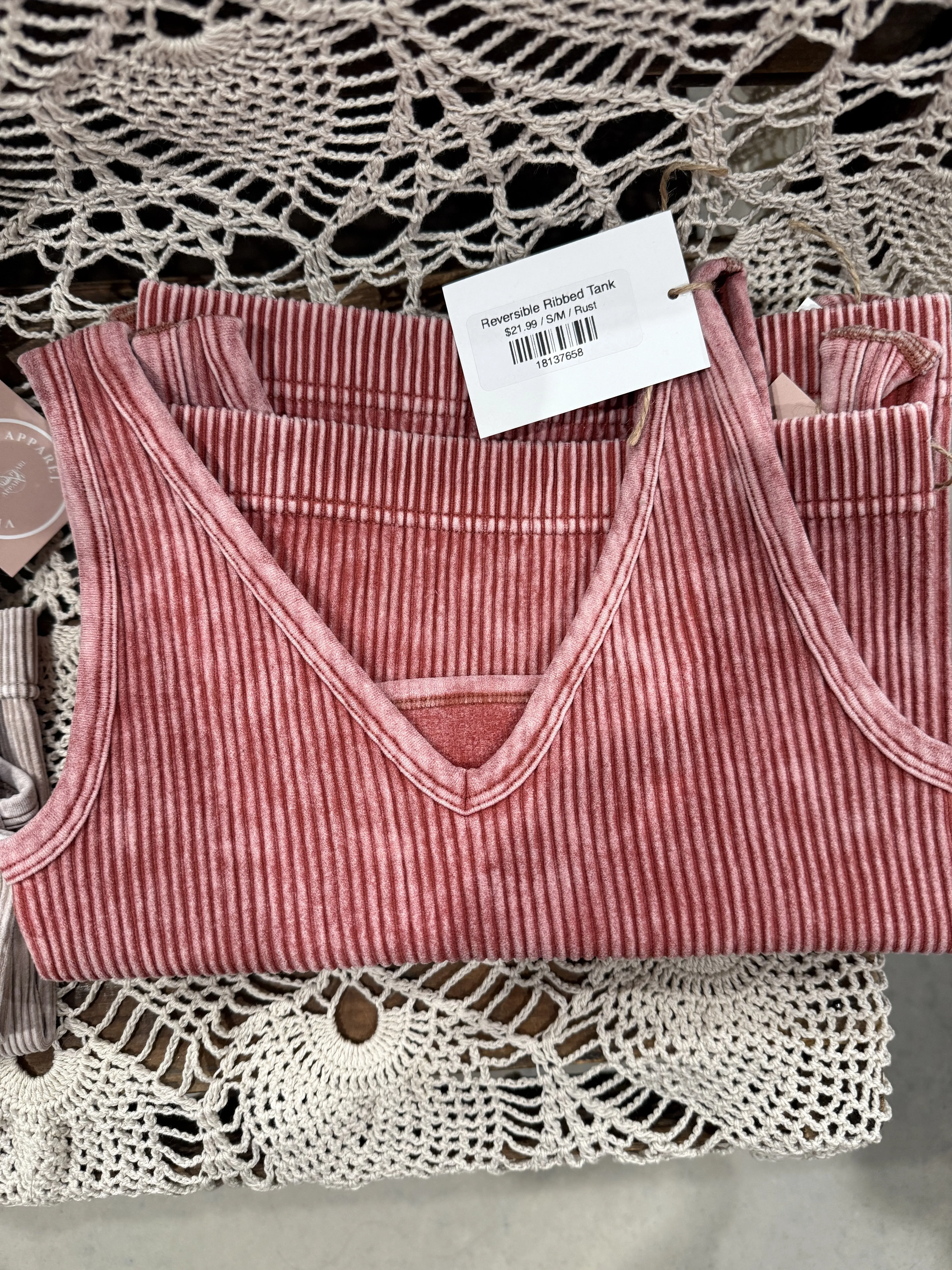 Reversible Ribbed Tank
