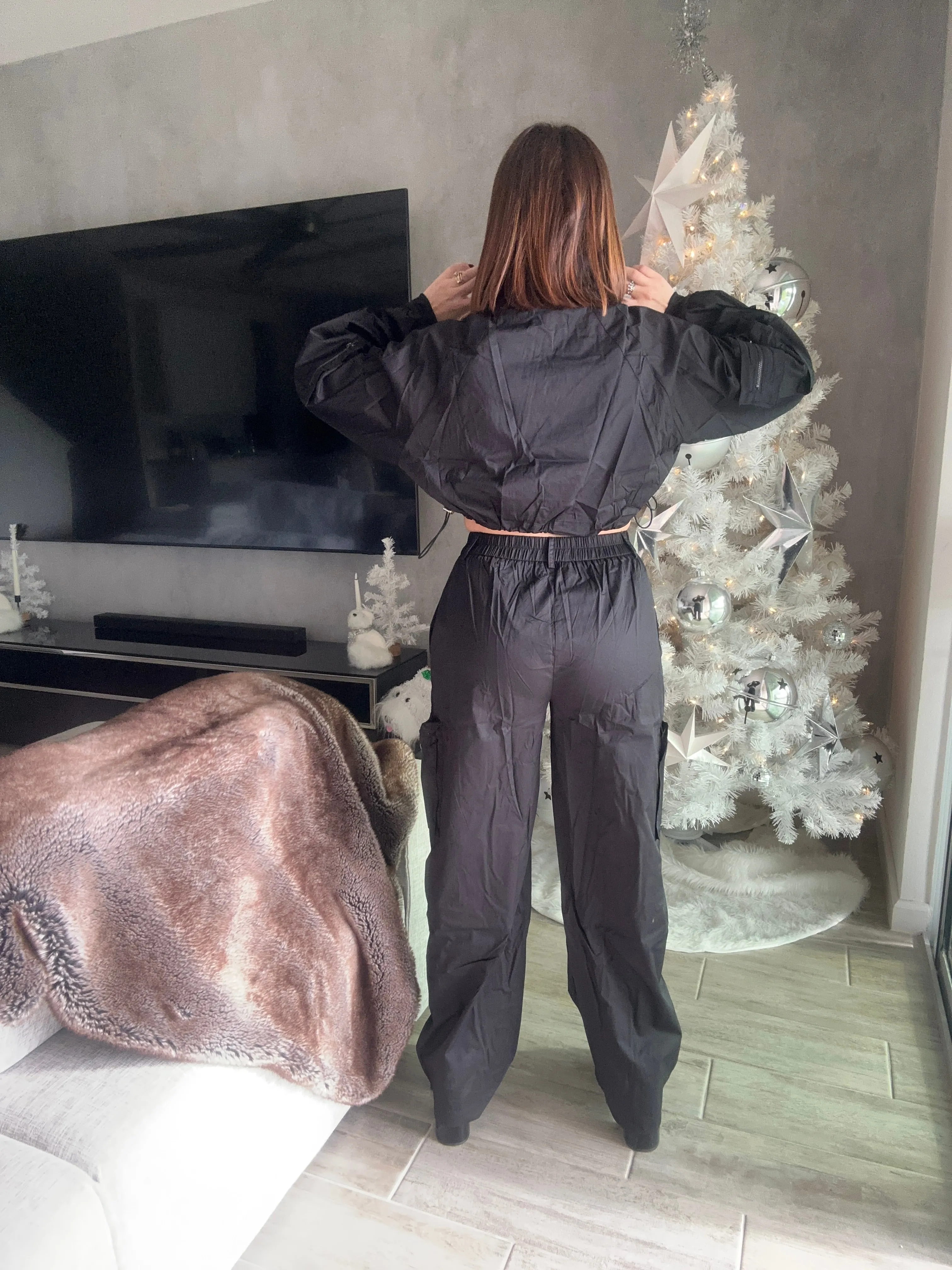 Rubicon Black Top and Cargo Pants