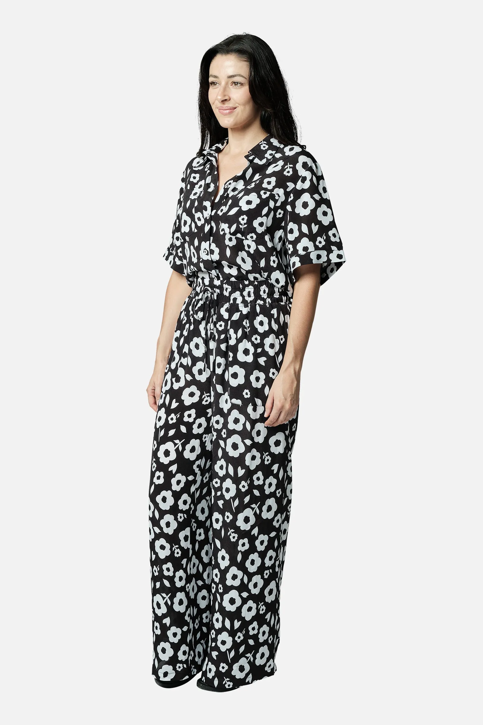 Short Sleeve Button-Up Shirt DAISY SILHOUETTE BLACK