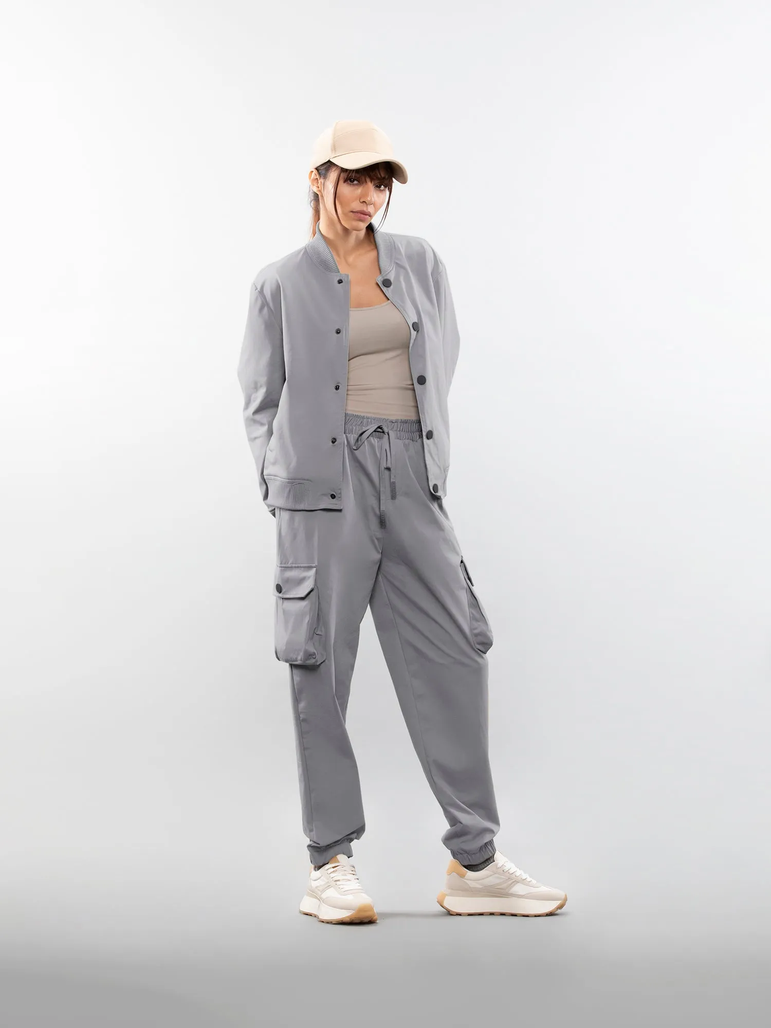 Six pocket cargo pants