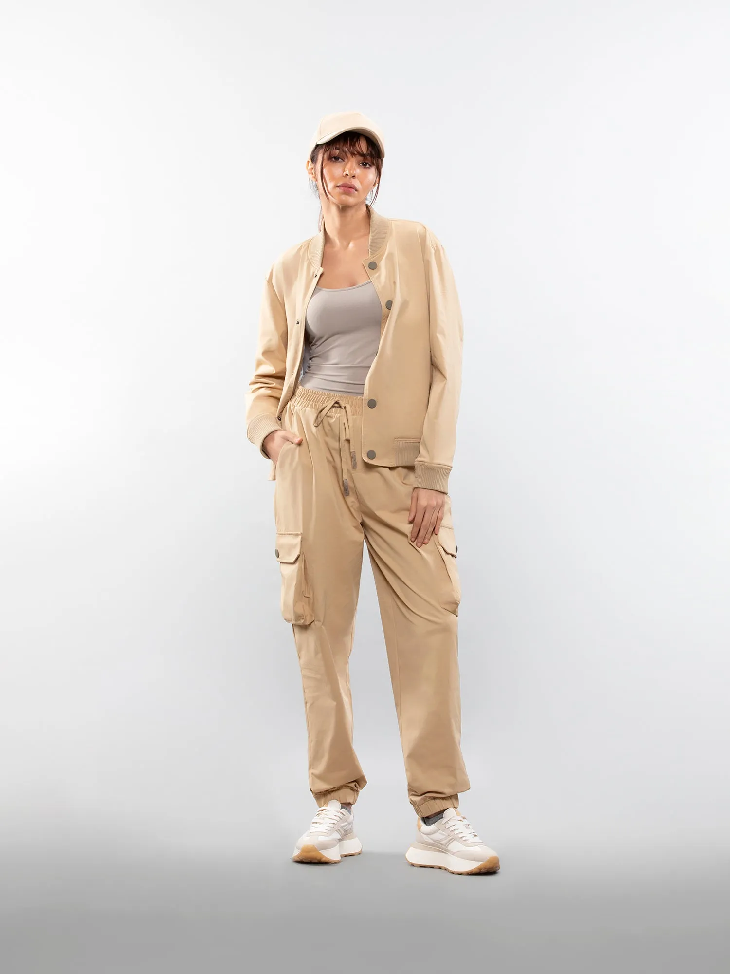 Six pocket cargo pants