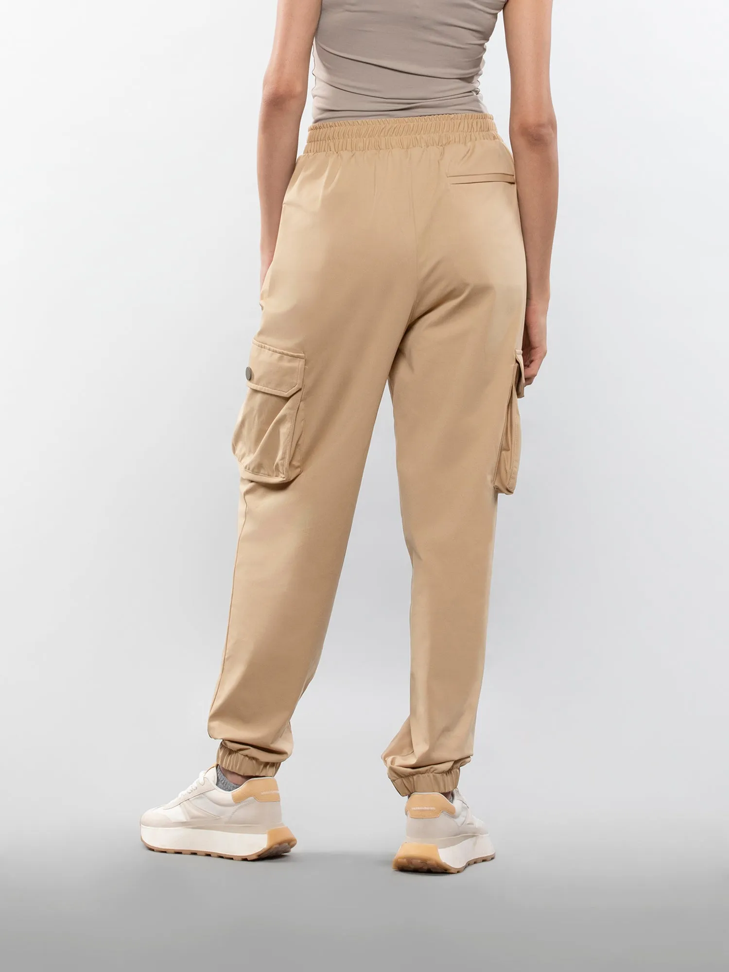 Six pocket cargo pants