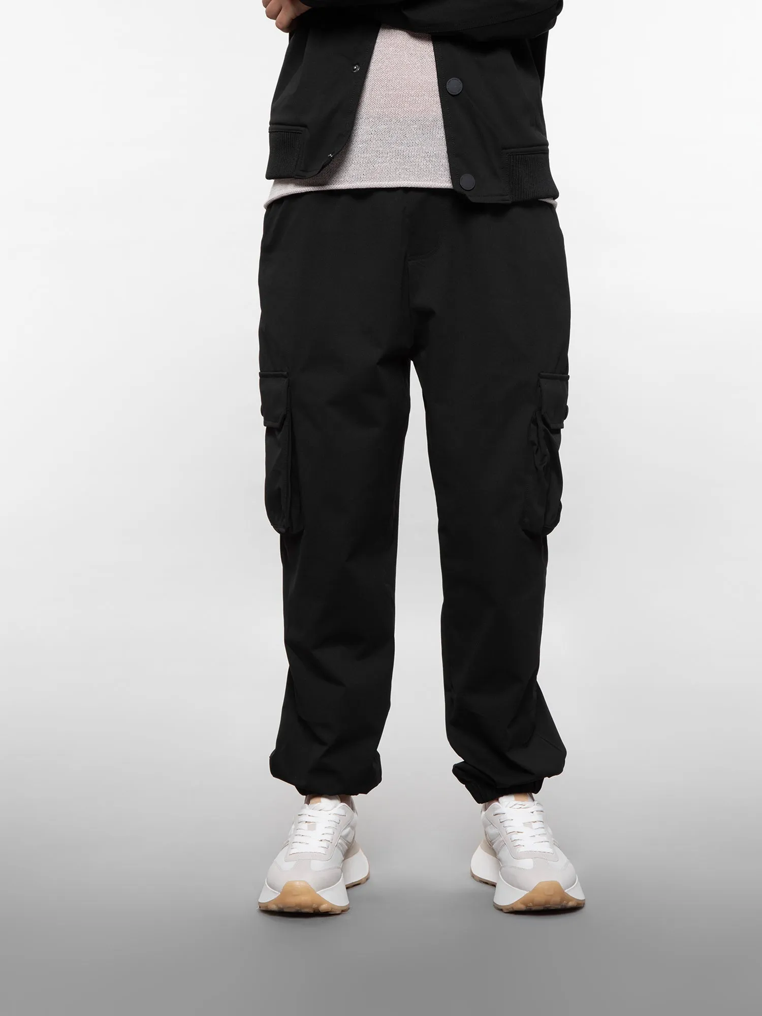 Six pocket cargo pants