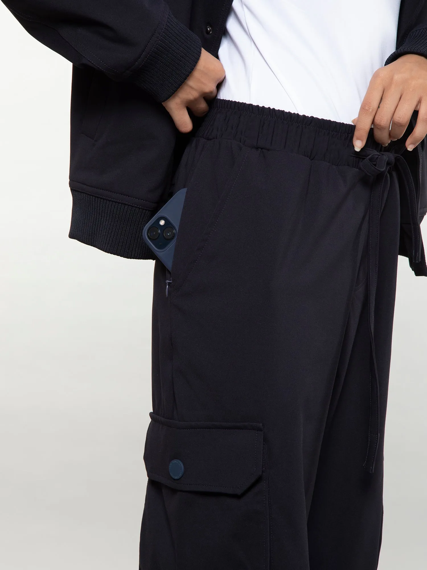Six pocket cargo pants