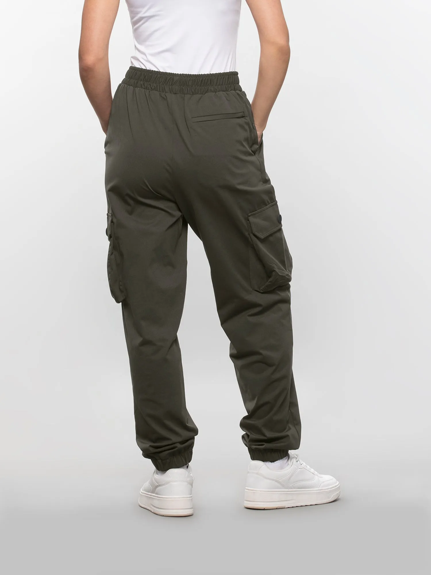 Six pocket cargo pants