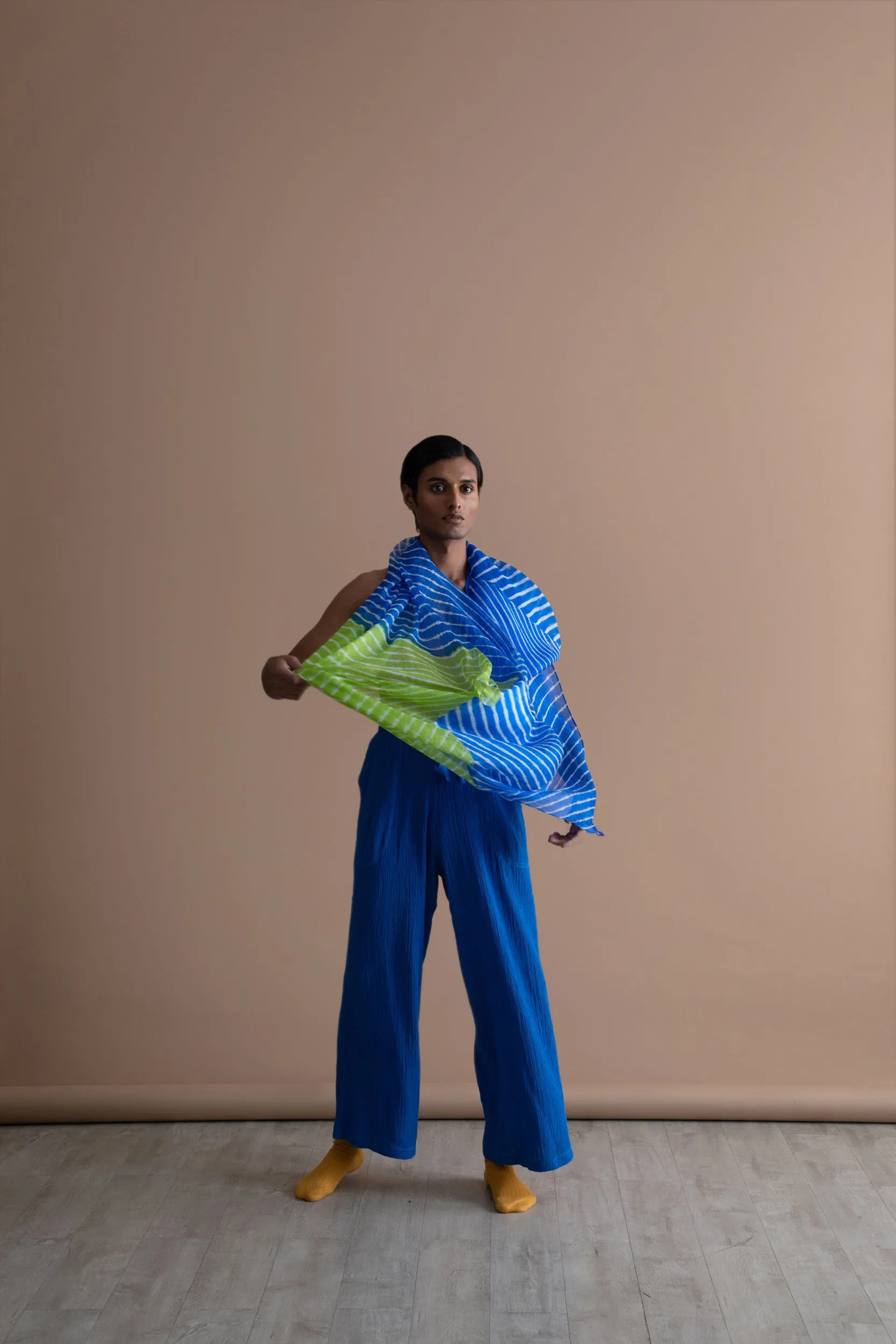 Summer Pants Lateral Textured Cotton Fashion Edit Kai-11 Urvashi Kaur