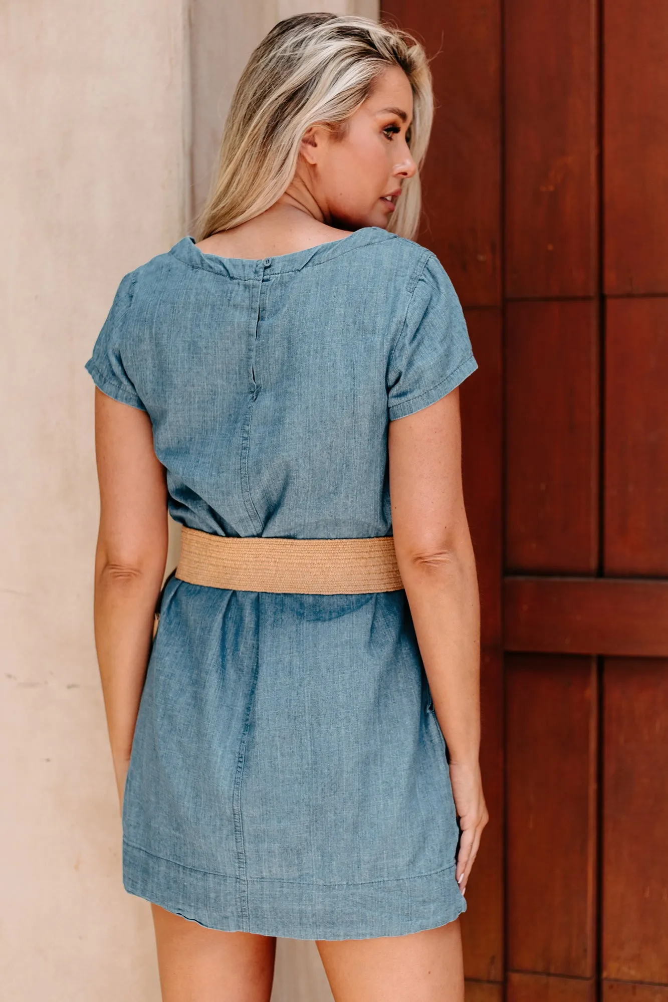 Surpassing Expectations Short Sleeve Chambray Shift Dress (Indigo)