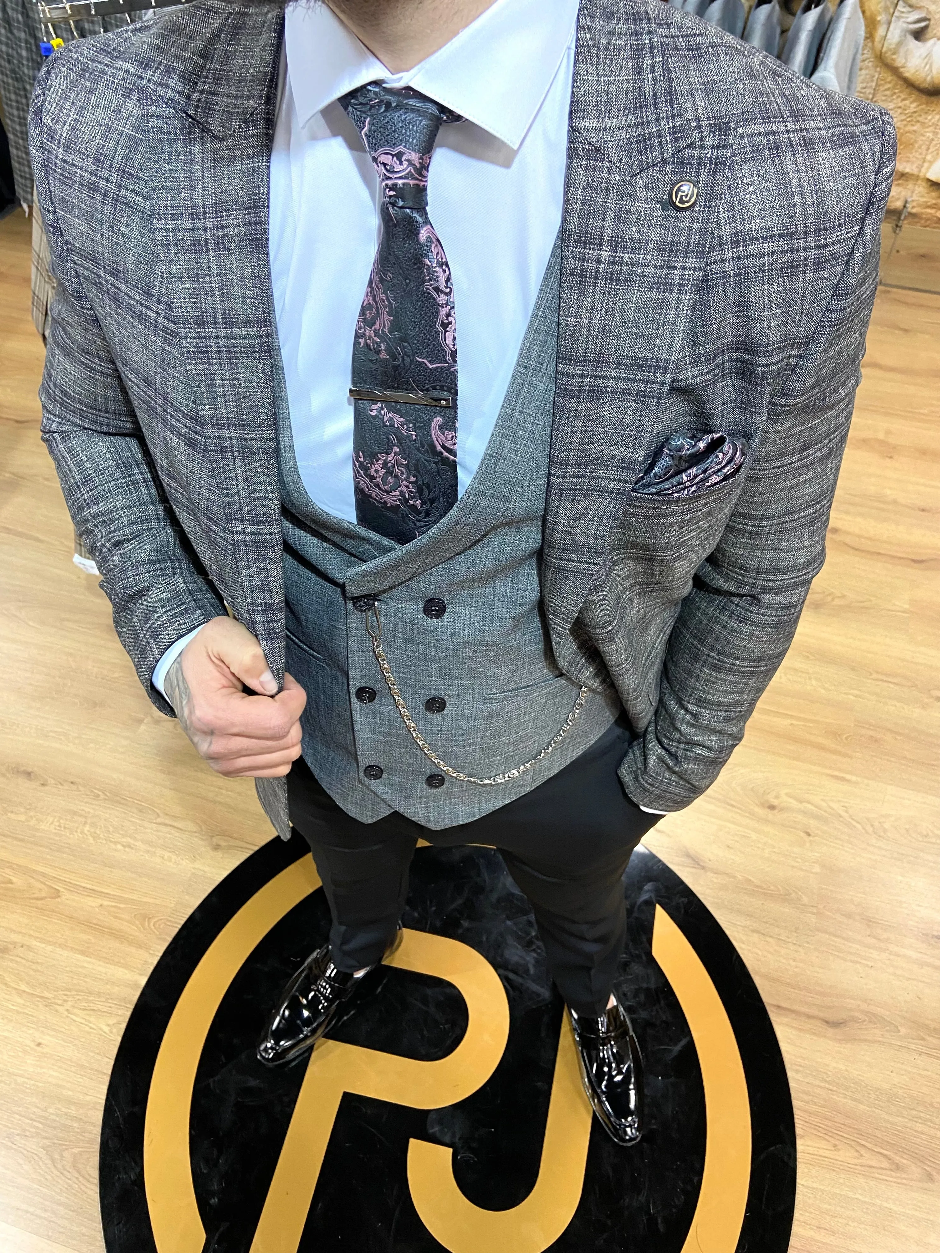 Toronto - Grey/Black 3 Piece Suit