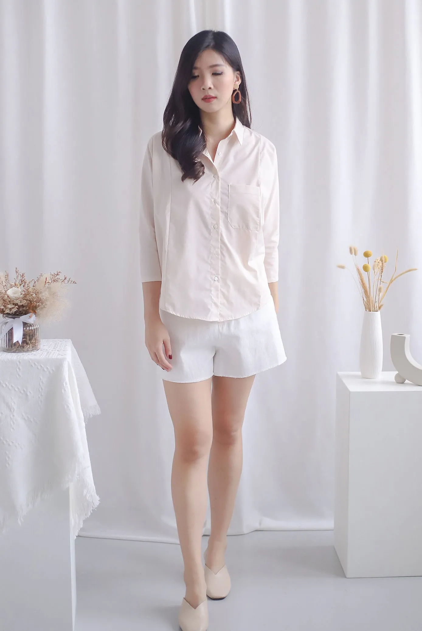 Vieno Batwing Shirt In Cream