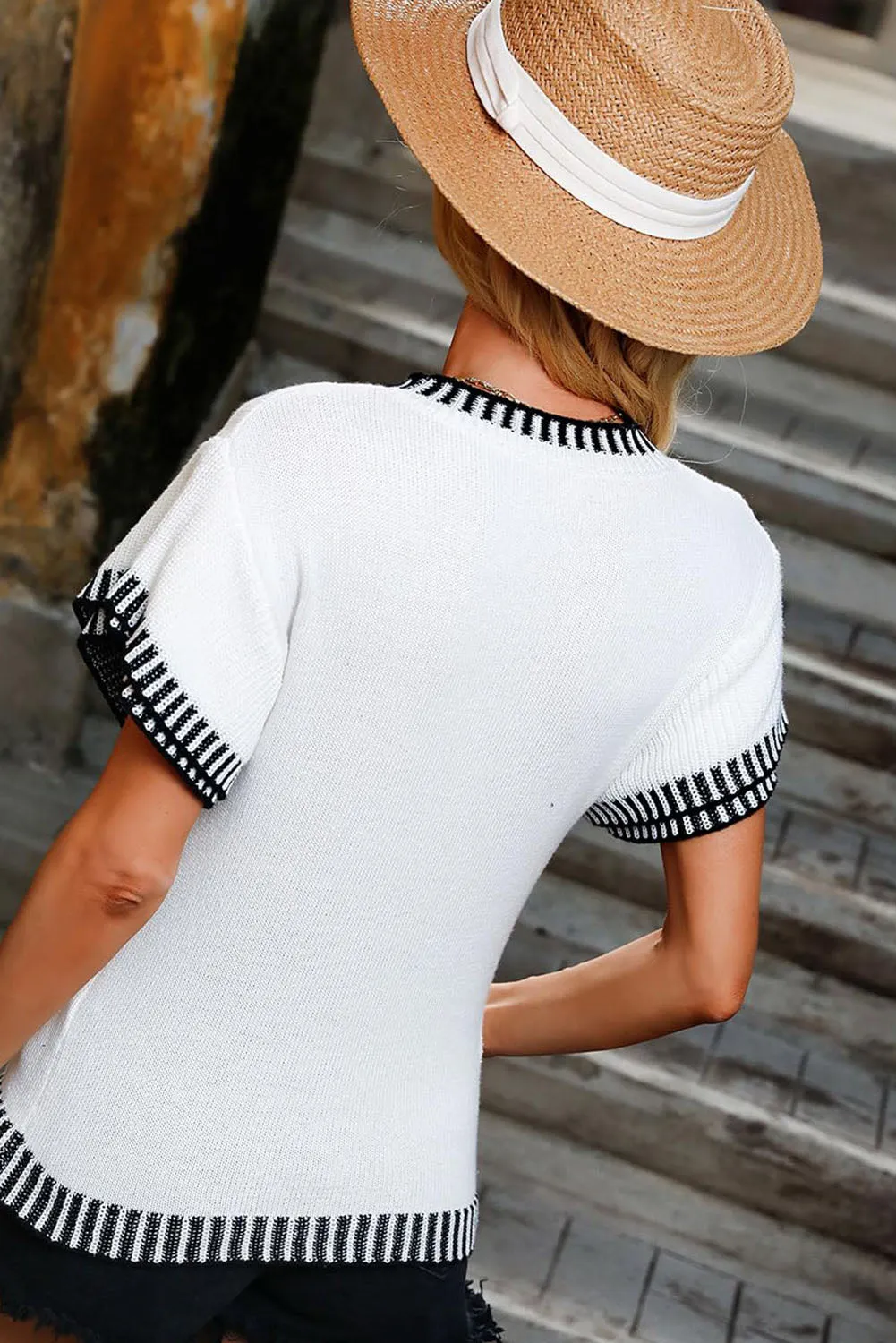 White Contrast Trim Round Neck Batwing Sleeve Knitted Top