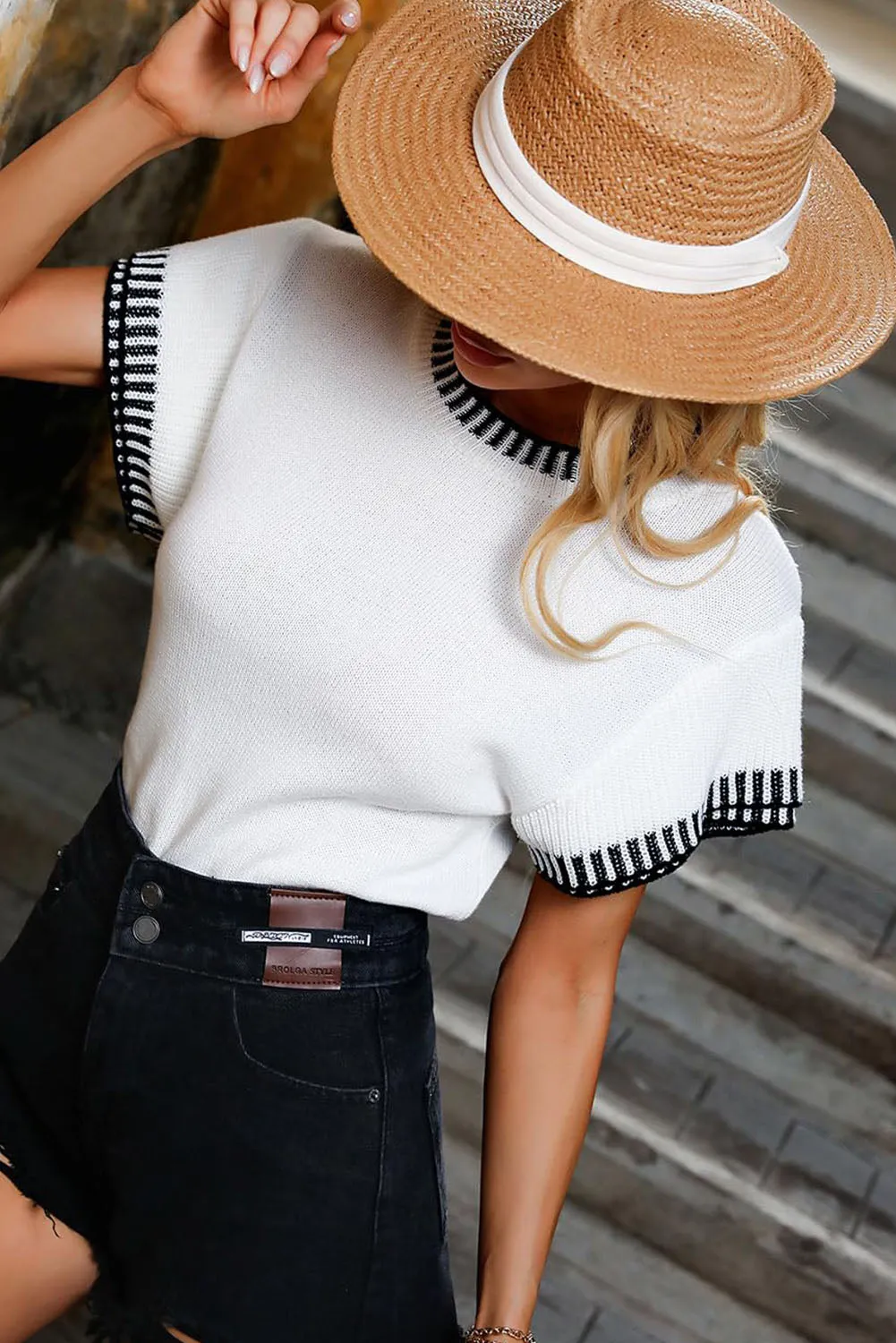 White Contrast Trim Round Neck Batwing Sleeve Knitted Top