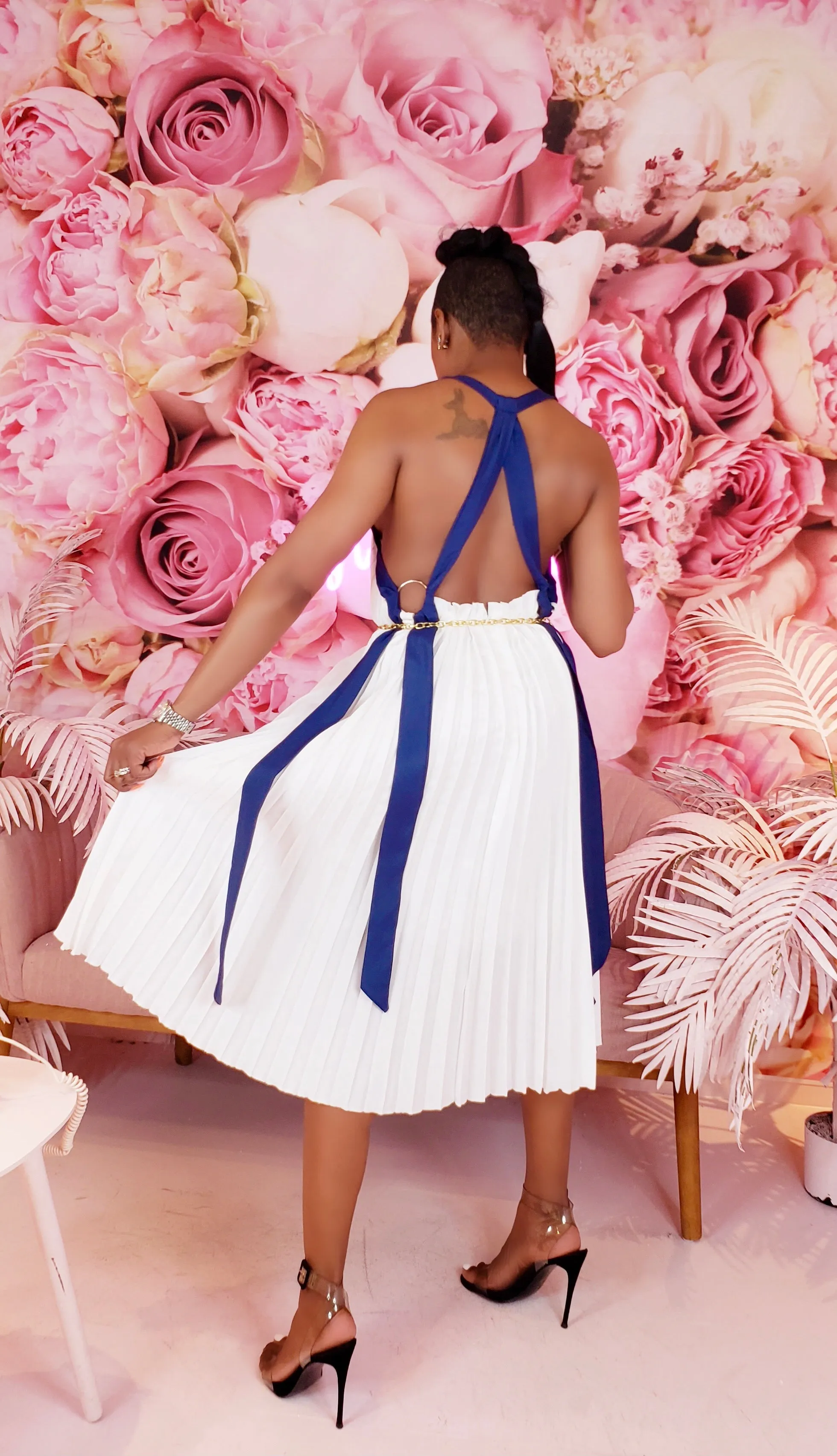WHITE HAUTE | PLEATED DRESS (SIZE S-XL)